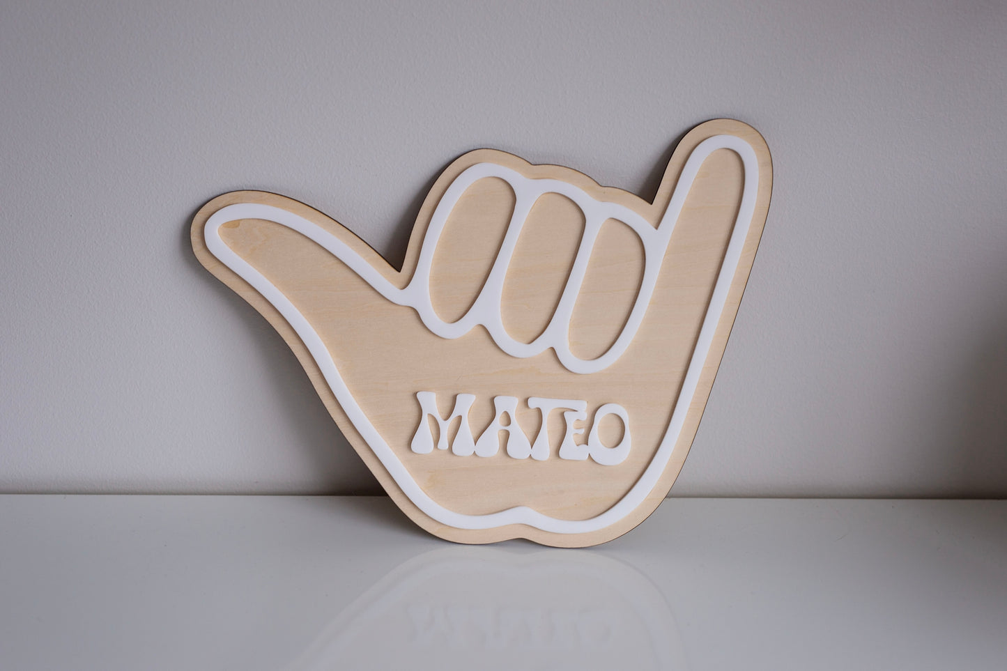 Shaka sign hand - Wall decor shelfie