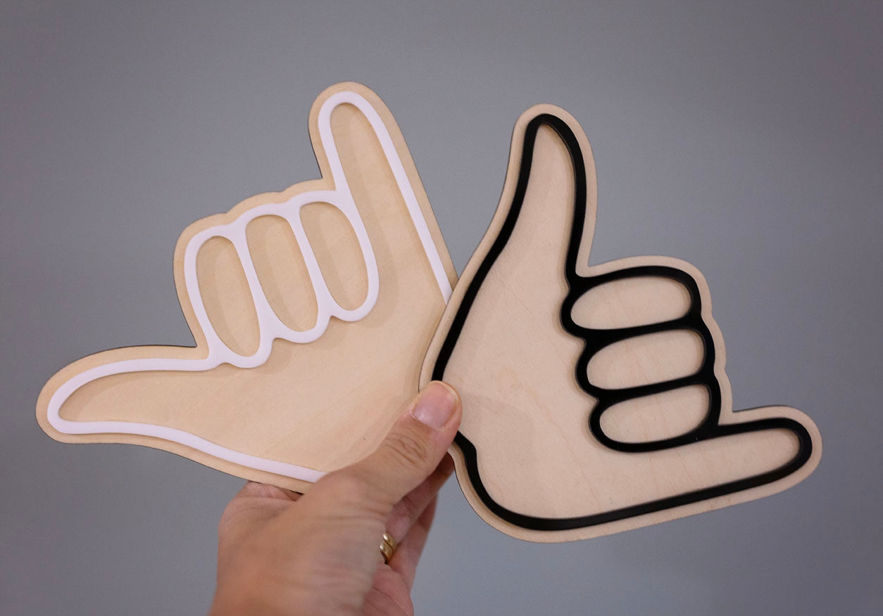 Shaka sign hand - Wall decor shelfie